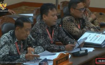 Sidang MK