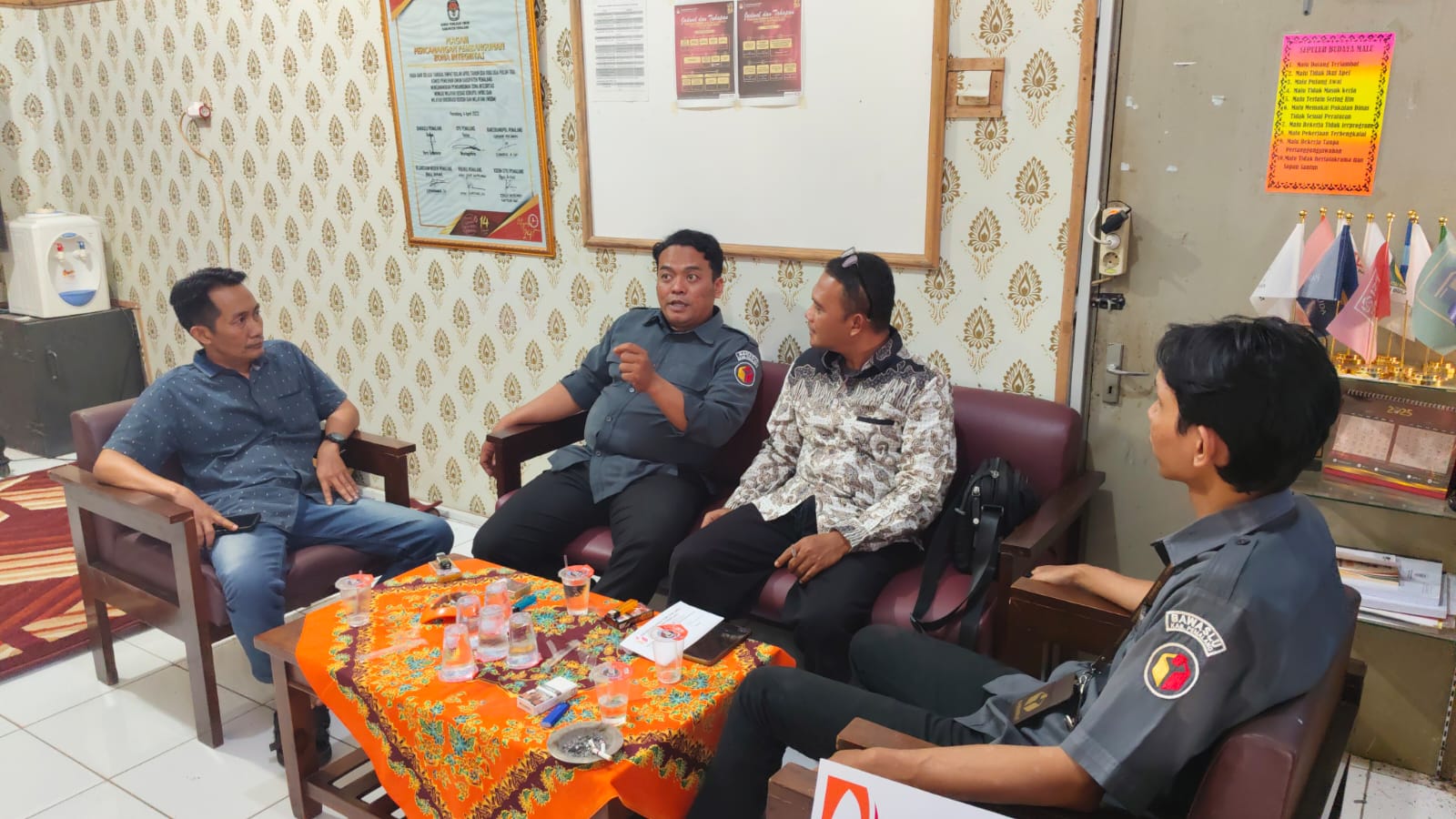 Koordinasi Bawaslu Pemalang dengan KPU Pemalang Jelang Penetapan PDBP