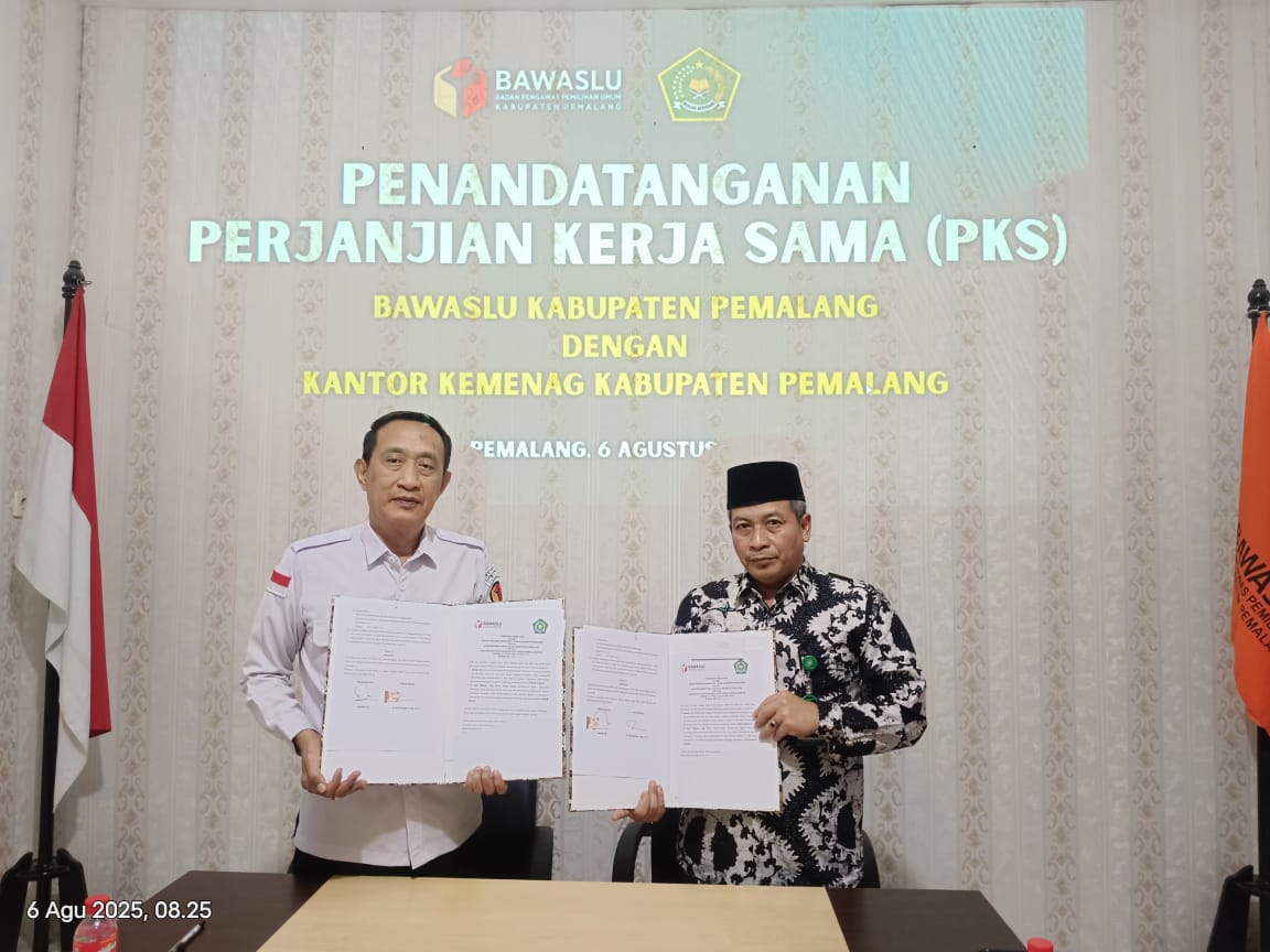 Penandatanganan PKS Bawaslu dengan Kantor Kemenag