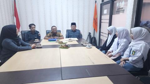 Serah Terima Siswi PKL Dari SMK Muhammadiyah 1 Pemalang
