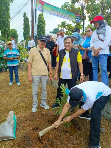 Gerakan Menanam Pohon Serentak