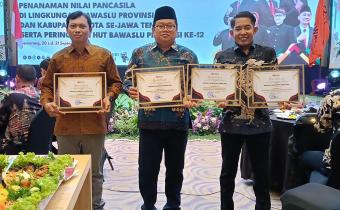 BawasluJatengAward