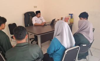 Indra Memberikan Penjelasan Penanganan Pelanggaran