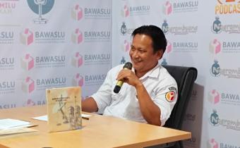 Chairul Umam Saat Menjadi Narasumber Podcast Nggrombyang