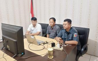 Koordinator Hukum dan Penyelesaian Sengketa Bawaslu Kabupaten Pemalang, Chairul Umam beserta staf Ikuti Selasa Menyapa (30/09/2025)