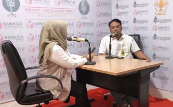 Podcast Nggrombyang 8 Okt 2025