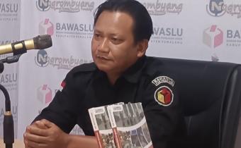 Bedah Buku : Mengupas Mitigasi Demokrasi Hingga Mahkamah Konstitusi